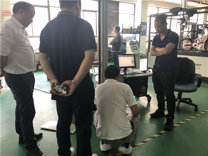 �K�ݿ͑����˾�(y��n)�S�yԇ�����ֲ��yԇϵ�y(t��ng)